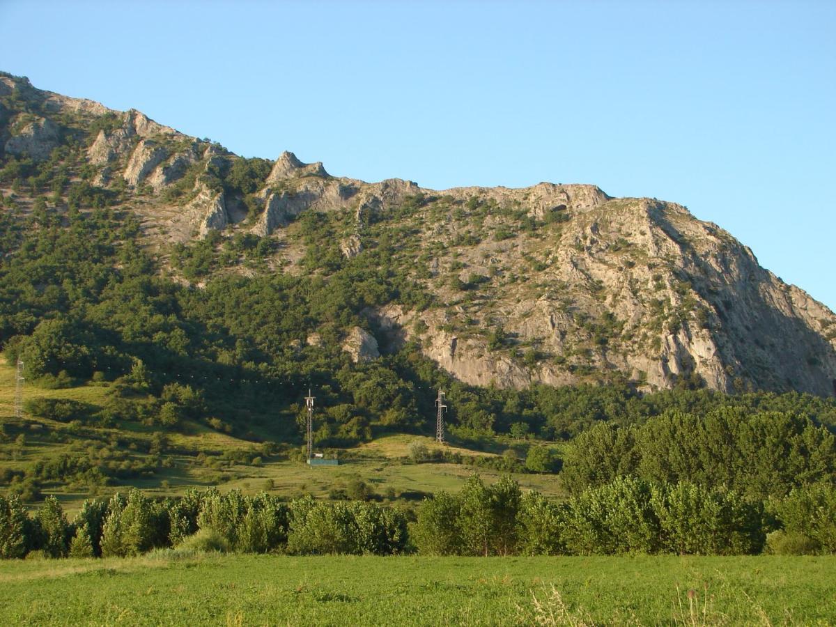 Apartamentos Lazkano I Y II Uharte-Arakil Exteriör bild